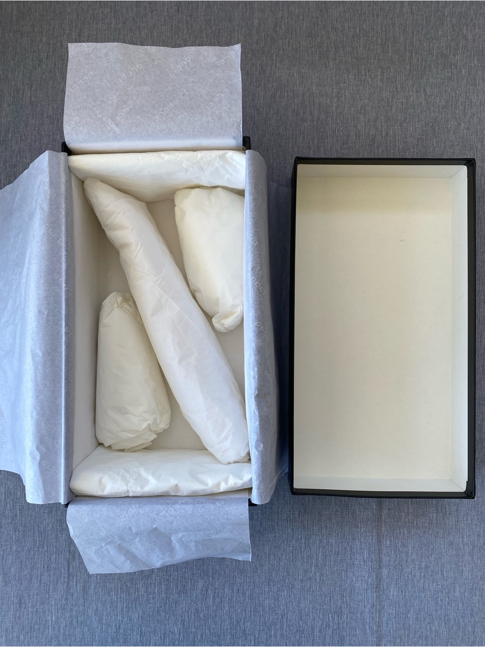 Authentic GUCCI | Empty Box + 2 Dust Bags with Tissue Booklet Gift Decoration - Picture 3 of 16